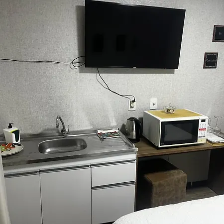 Suíte completa, praias, shoppings e eventos-3